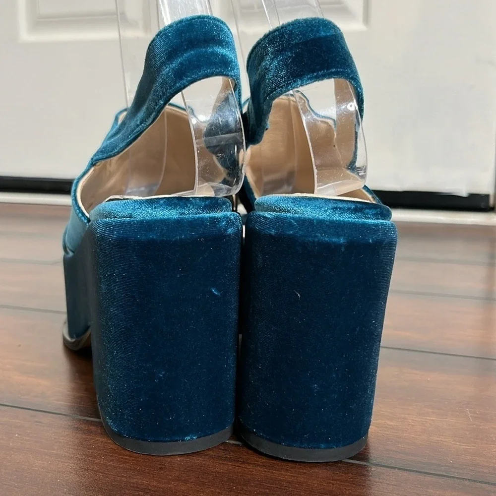 nwot unlace